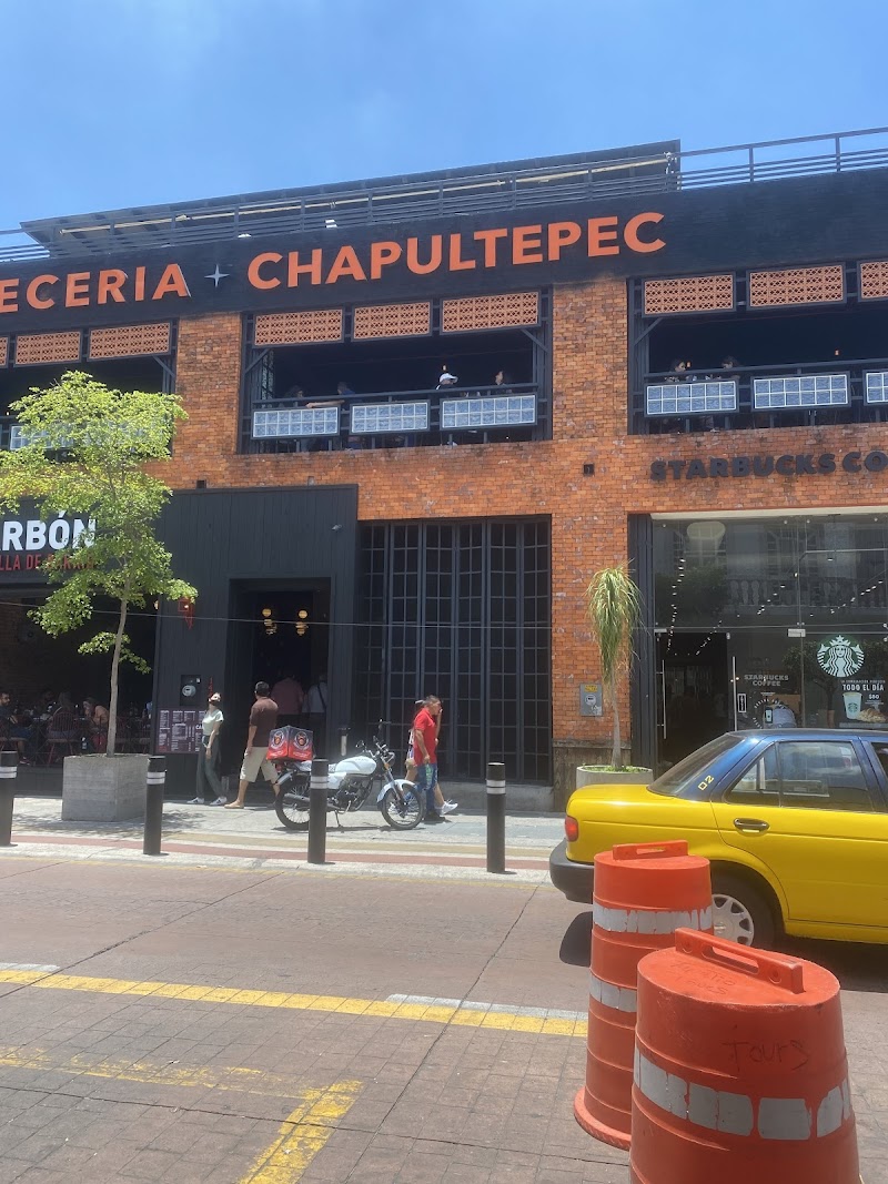 Plaza de Artesanías